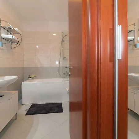 Ma-la * Τρογκίρ